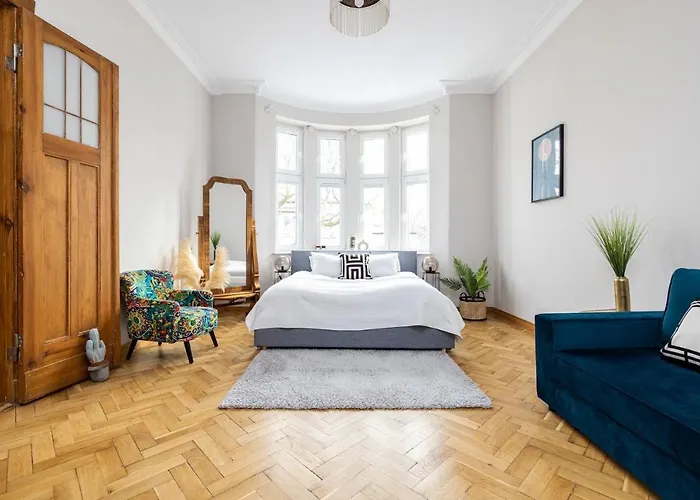 Chrobrego Eclectique By - 400 M From The Sopot